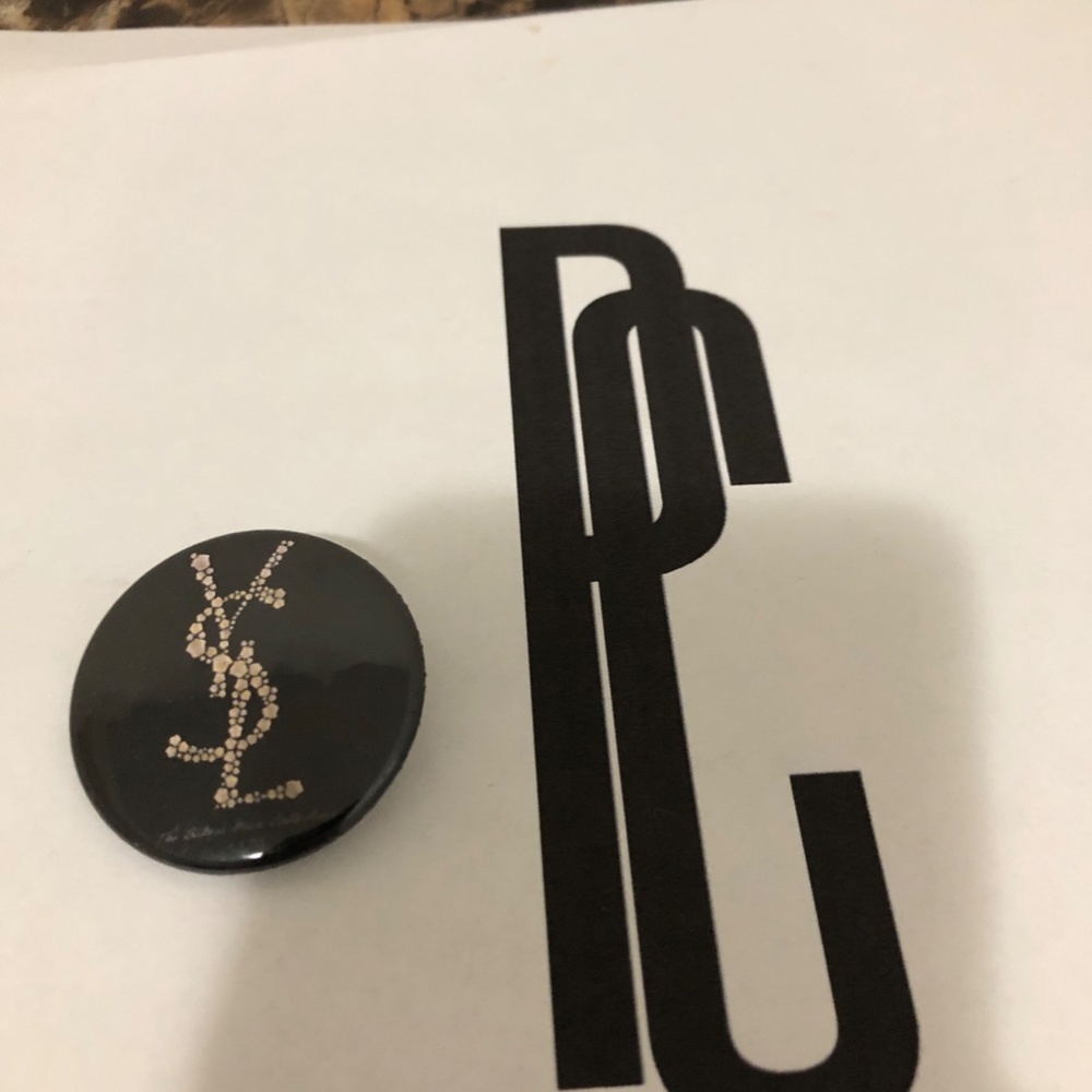 Yves Saint Laurent Pin - Picture 2 of 2